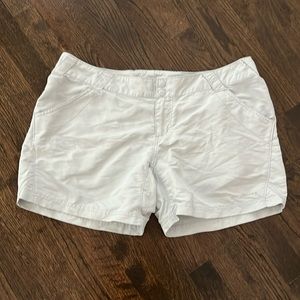 COLUMBIA PFG Omni-Shade Women's Light Gray Shorts 100% Nylon Size XL‎